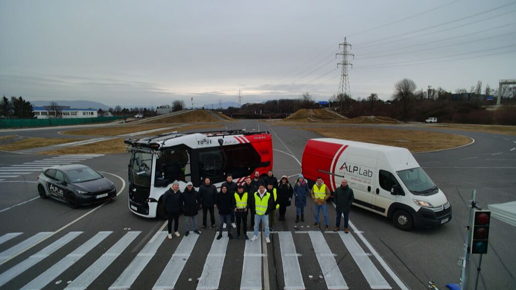 iDriving partners with the Torus bus, a van and a test car at the Magna test track during the Graz trials